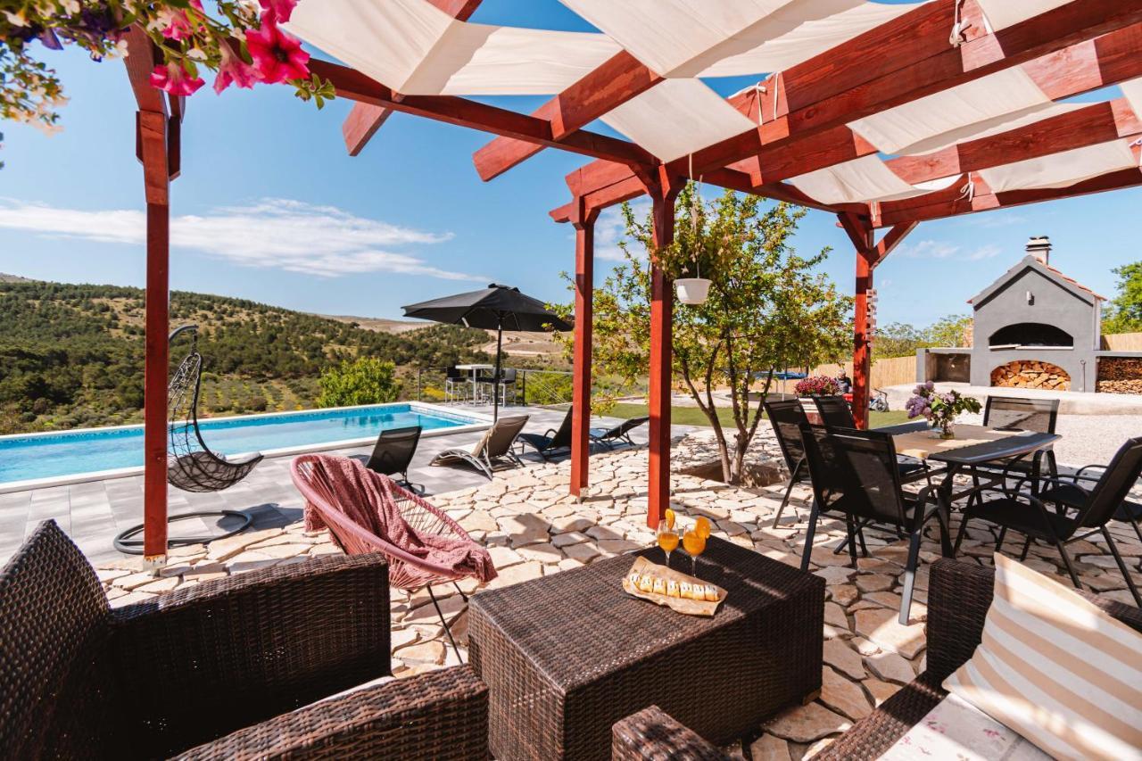 Guest House "The View" - With A Pool Donje Polje Buitenkant foto