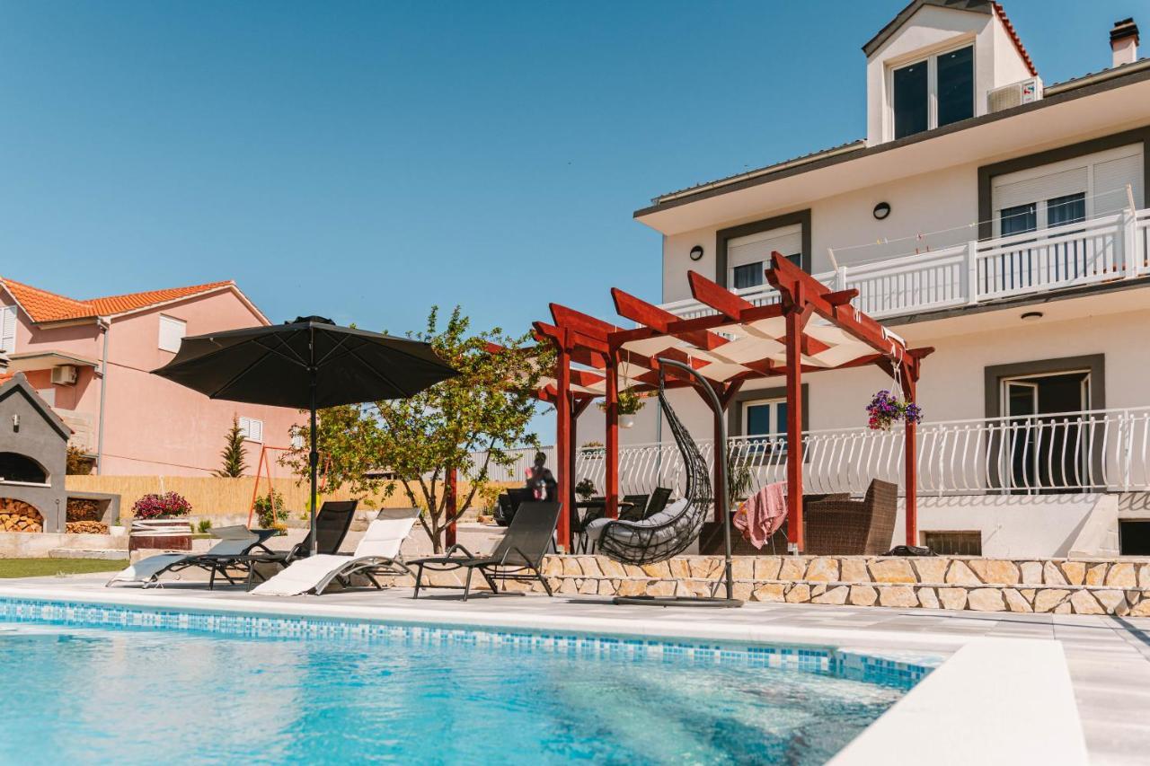 Guest House "The View" - With A Pool Donje Polje Buitenkant foto