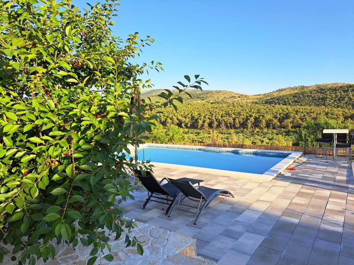 Guest House "The View" - With A Pool Donje Polje Buitenkant foto