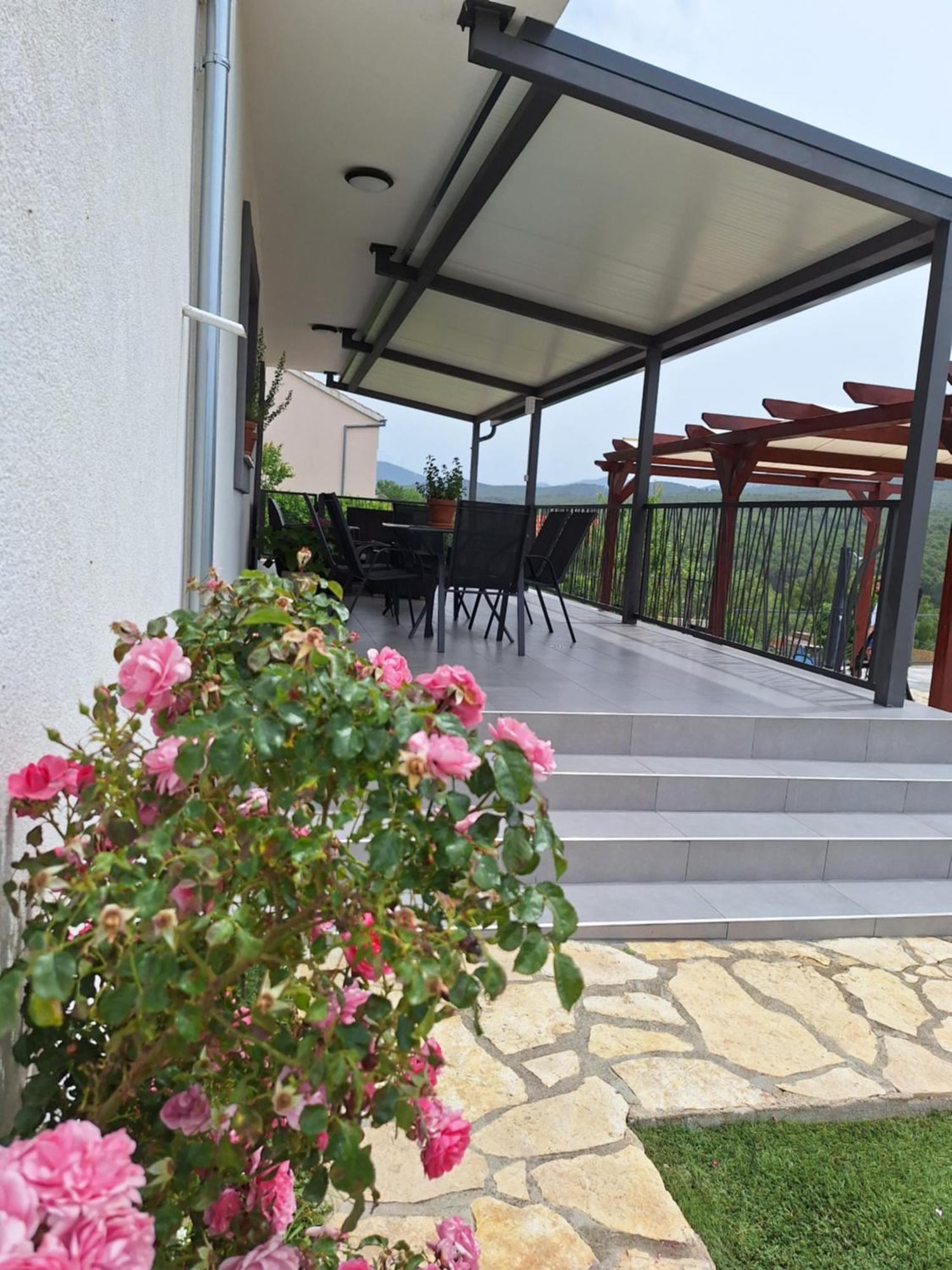 Guest House "The View" - With A Pool Donje Polje Buitenkant foto